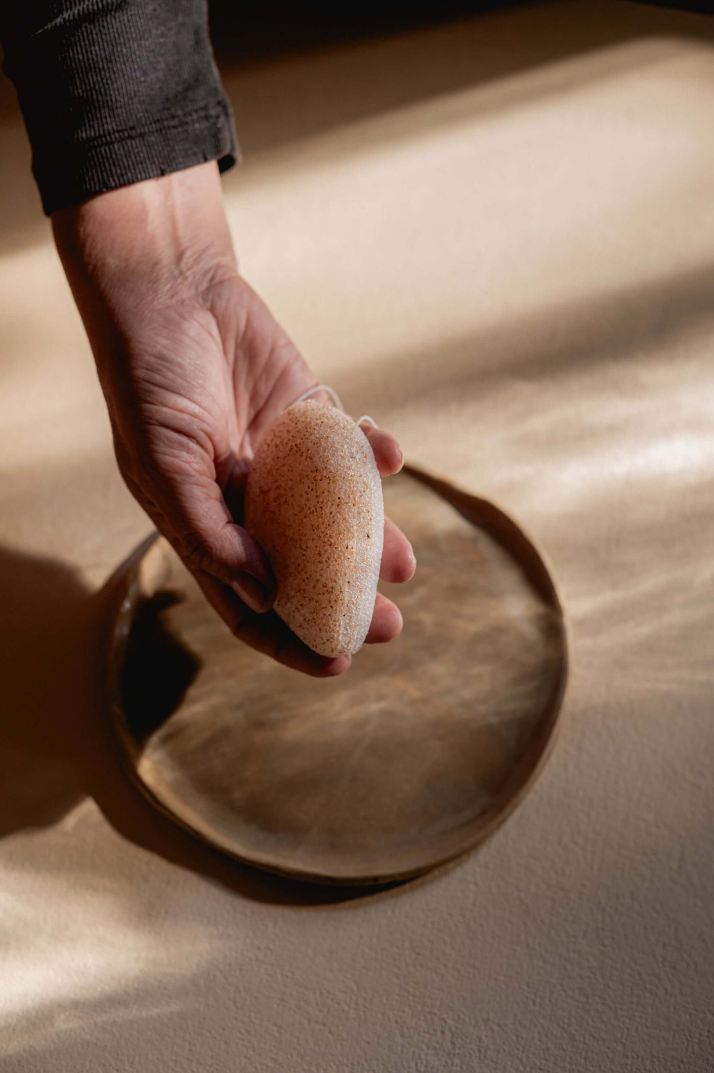 Body konjac sponge walnut