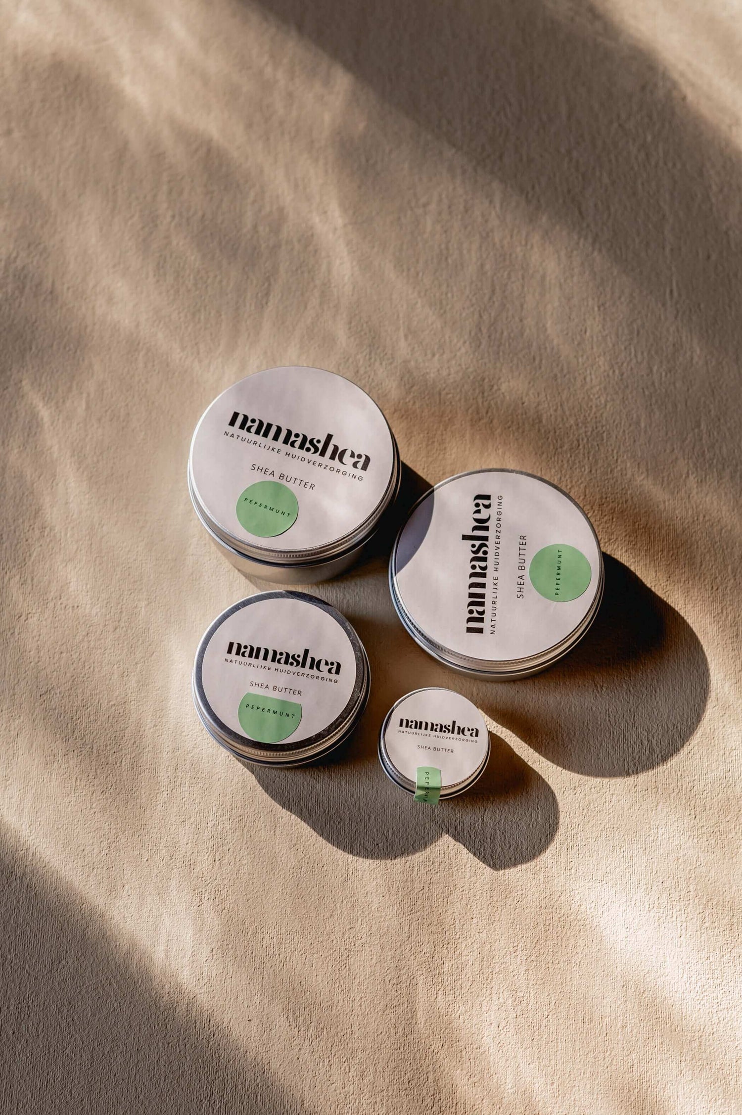 assortiment shea boter met pepermuntolie