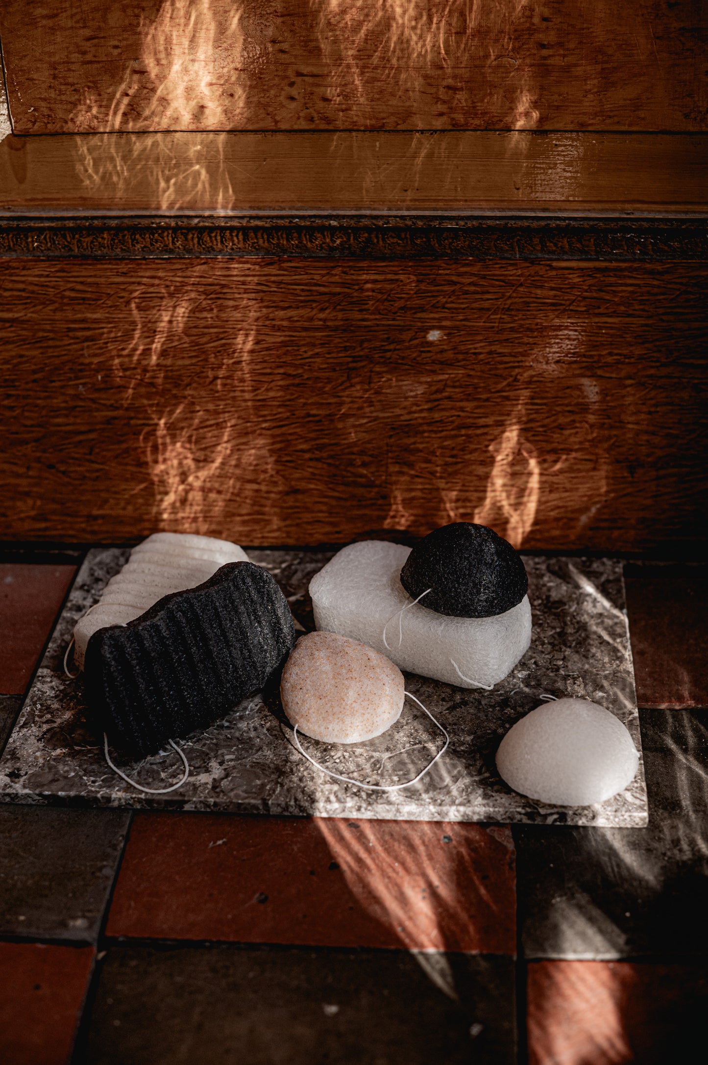 Konjac sponge facial walnut